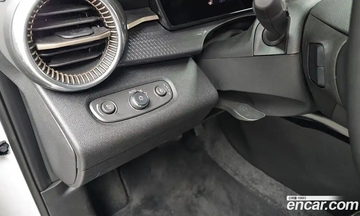 Chevrolet Trax 2024 1.2 автомат (гидро), фото 26