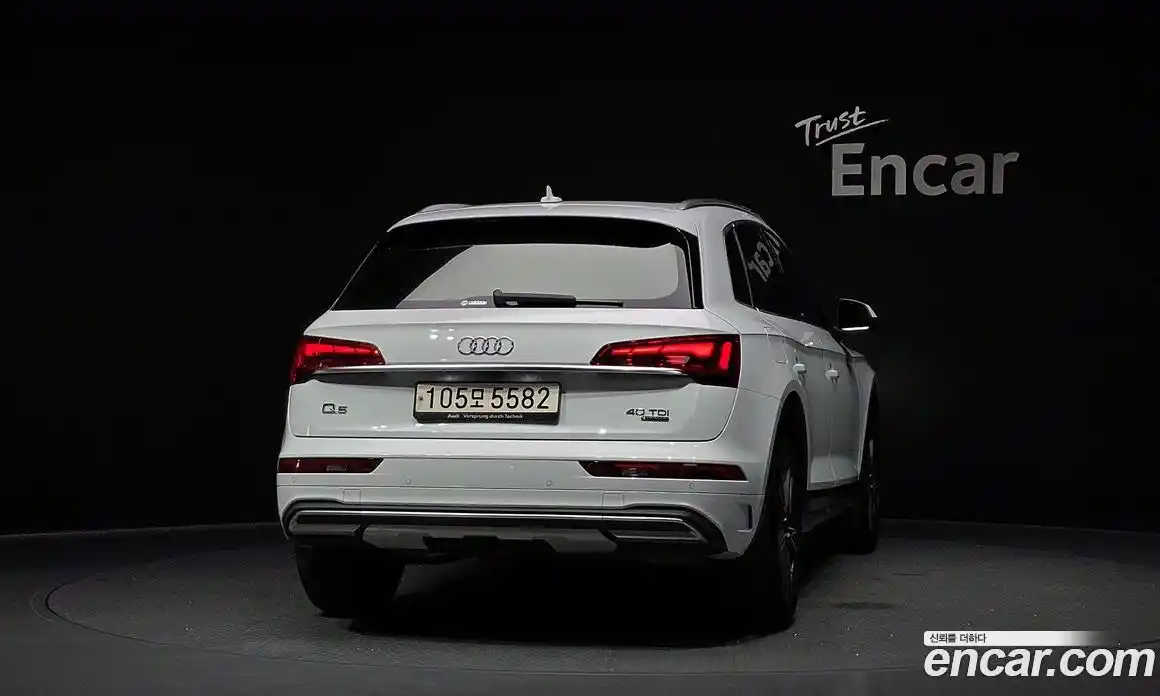 Audi Q5 2021 2.0 автомат (гидро), фото 4