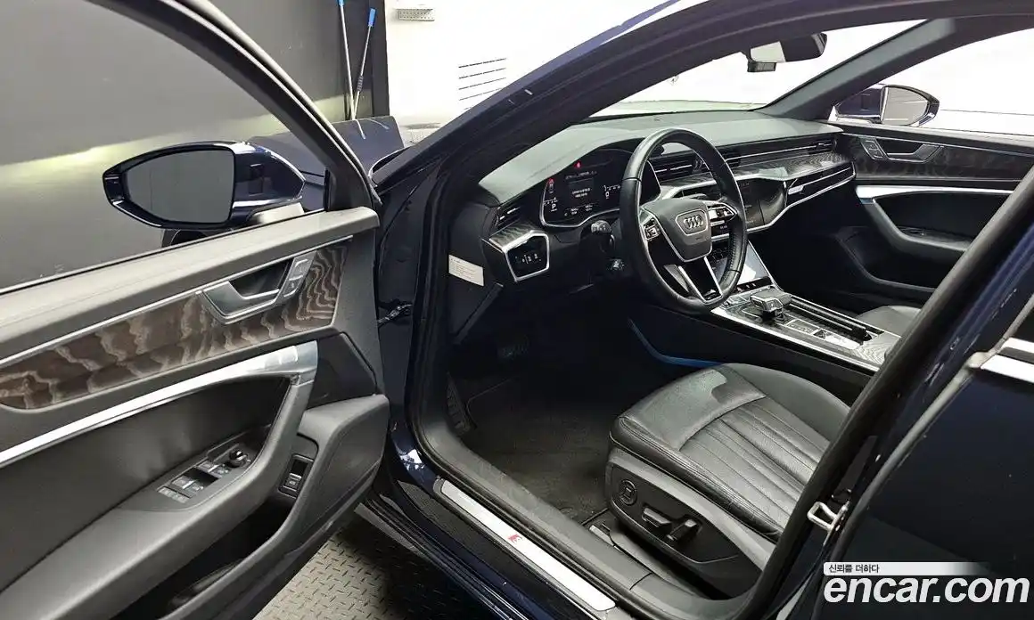 Audi A6 2021 2.0 автомат (гидро), фото 13