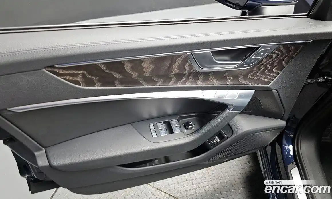Audi A6 2021 2.0 автомат (гидро), фото 14