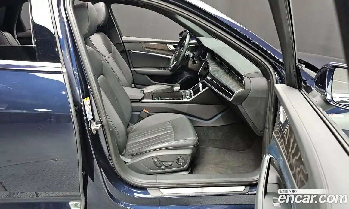 Audi A6 2021 2.0 автомат (гидро), фото 16