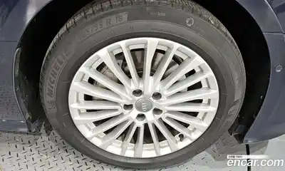 Audi A6 2021 2.0 автомат (гидро), миниатюра 7