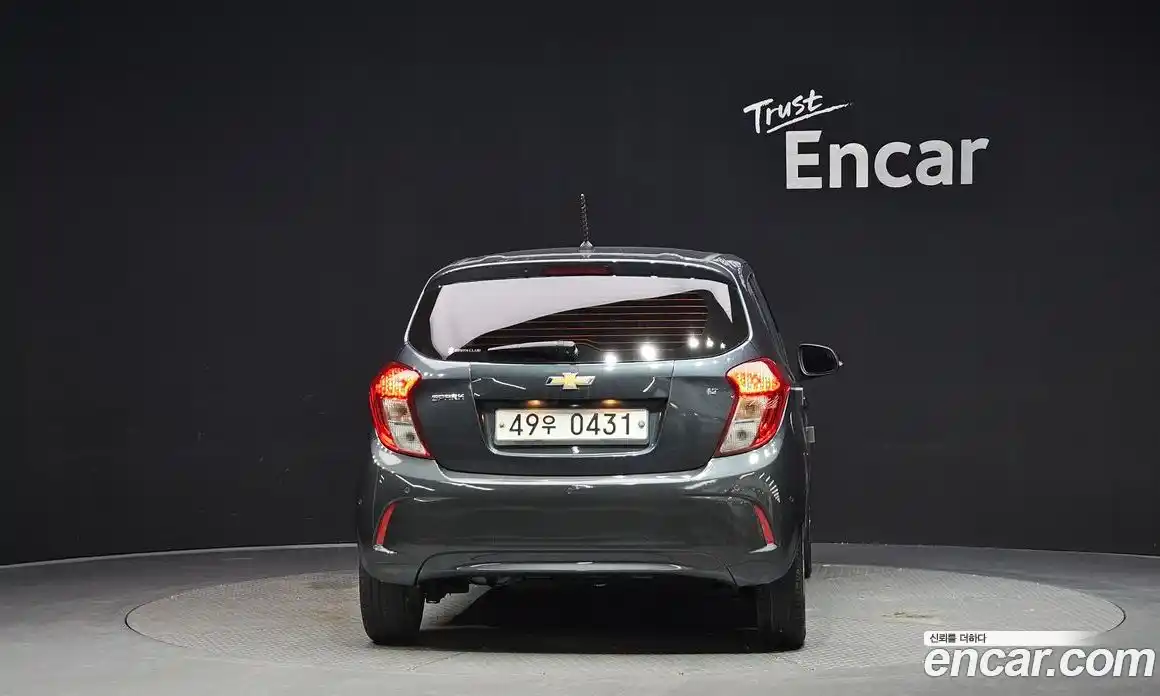 Chevrolet Spark 2016 1.0 автомат (робот), фото 4