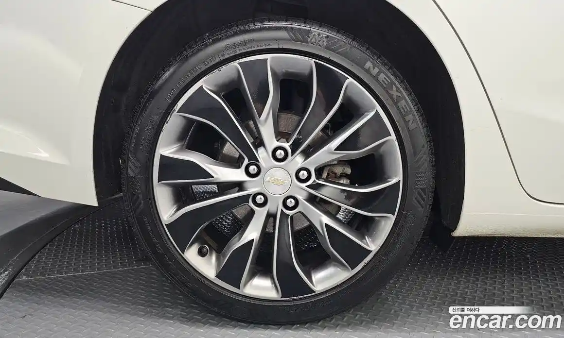 Chevrolet Malibu 2016 2.0 автомат (гидро), фото 5