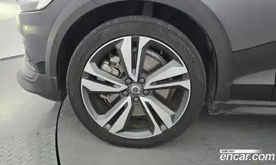 Volvo V60 2020 2.0 автомат (гидро), миниатюра 5