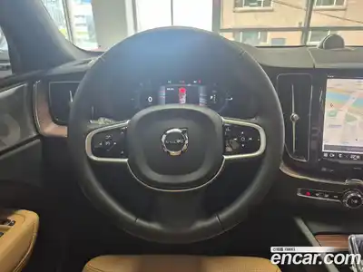 Volvo XC60 2025 2.0 автомат (гидро), миниатюра 12