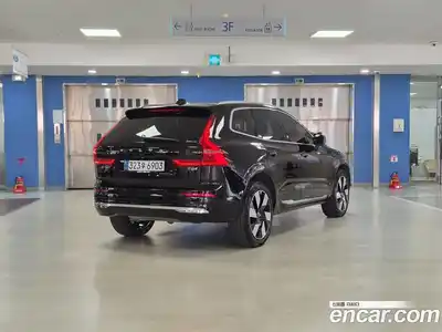 Volvo XC60 2025 2.0 автомат (гидро), миниатюра 2