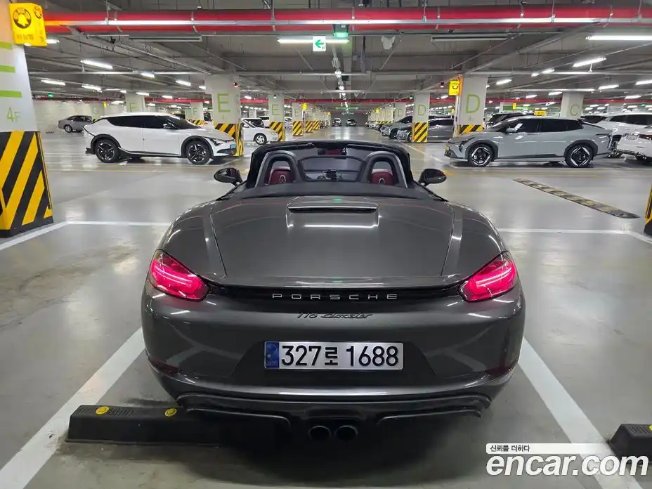 Porsche 718 2018 2.0 автомат (гидро), фото 5