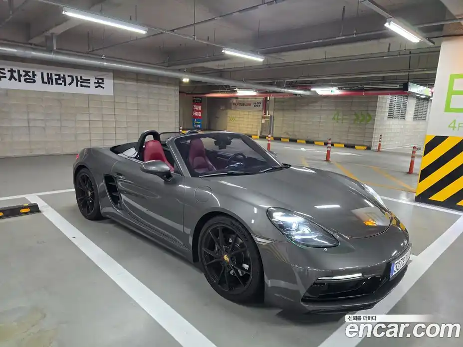 Porsche 718 2018 2.0 автомат (гидро), фото 8