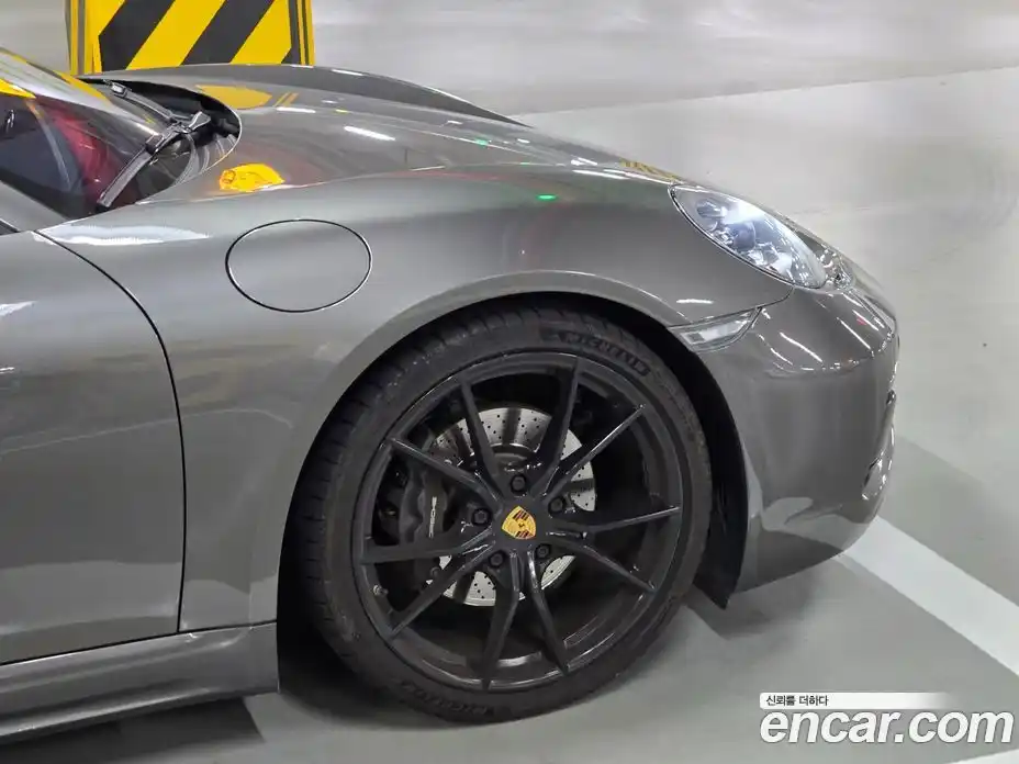 Porsche 718 2018 2.0 автомат (гидро), фото 9