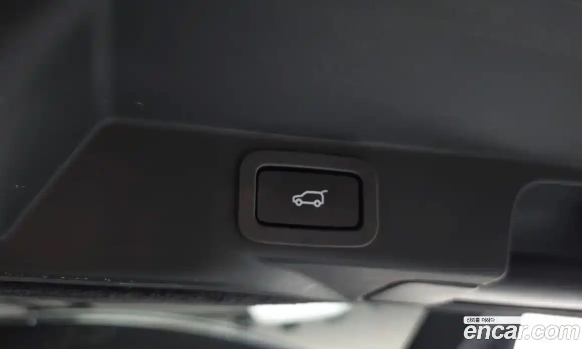 Land Rover Range Rover Sport 2018 3.0 автомат (гидро), фото 25
