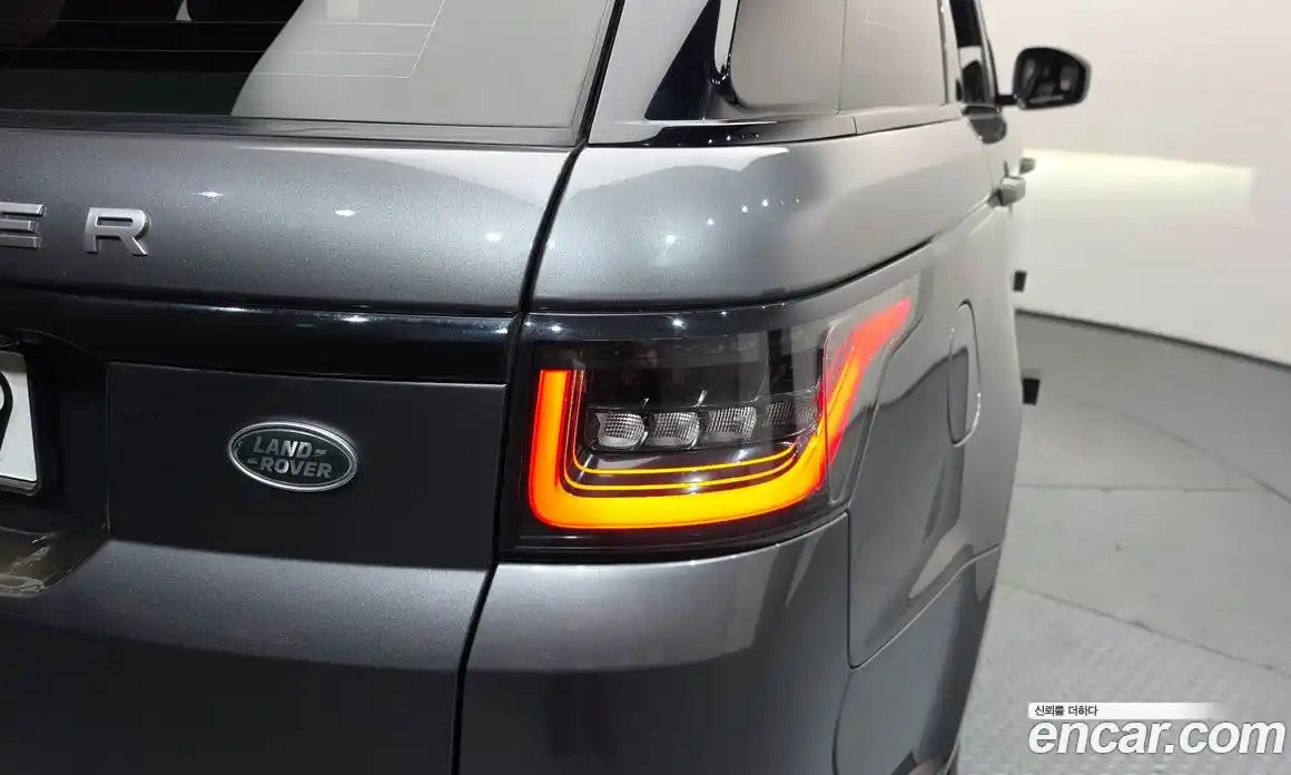 Land Rover Range Rover Sport 2018 3.0 автомат (гидро), фото 9