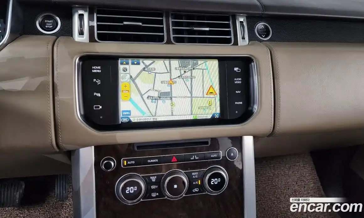 Land Rover Range Rover 2015 4.4 автомат (гидро), фото 13