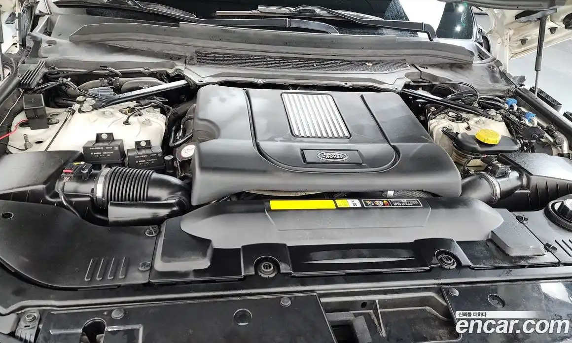 Land Rover Range Rover 2015 4.4 автомат (гидро), фото 6