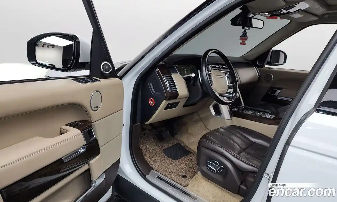 Land Rover Range Rover 2015 4.4 автомат (гидро), фото 10
