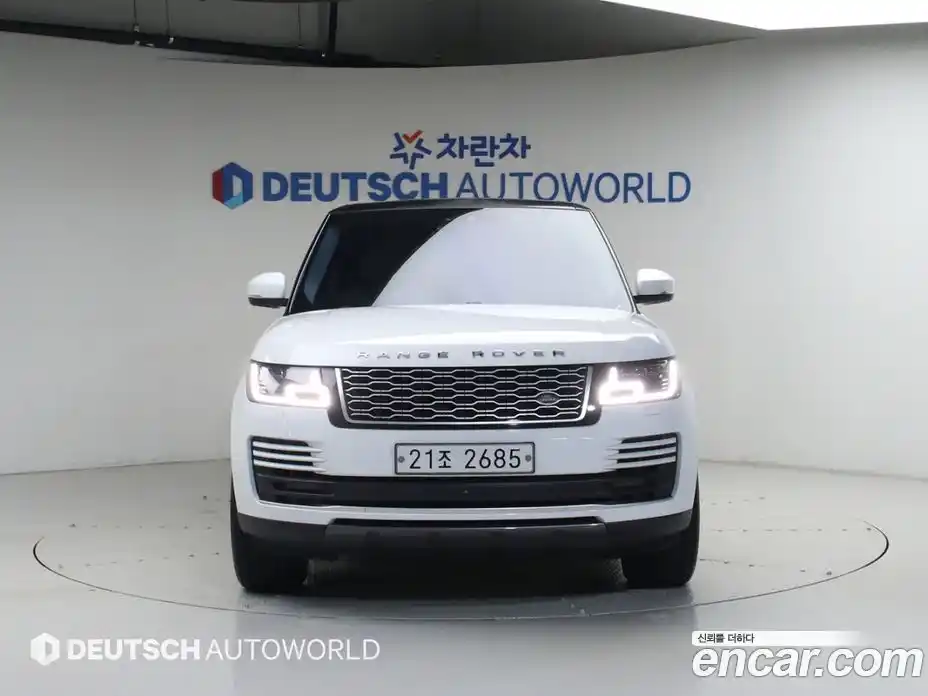 Land Rover Range Rover 2018 4.4 автомат (гидро), фото 3