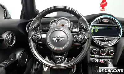 Mini Cooper Convertible 2016 2.0 автомат (гидро), миниатюра 12