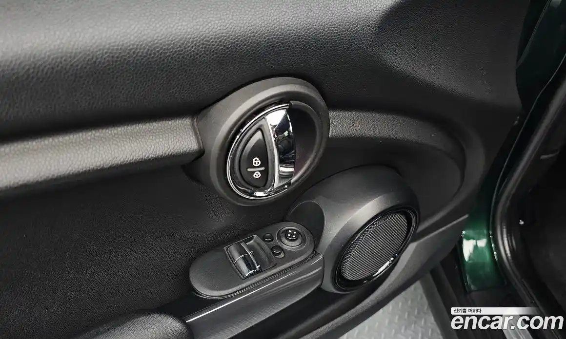 Mini Cooper 2014 1.5 автомат (гидро), фото 13