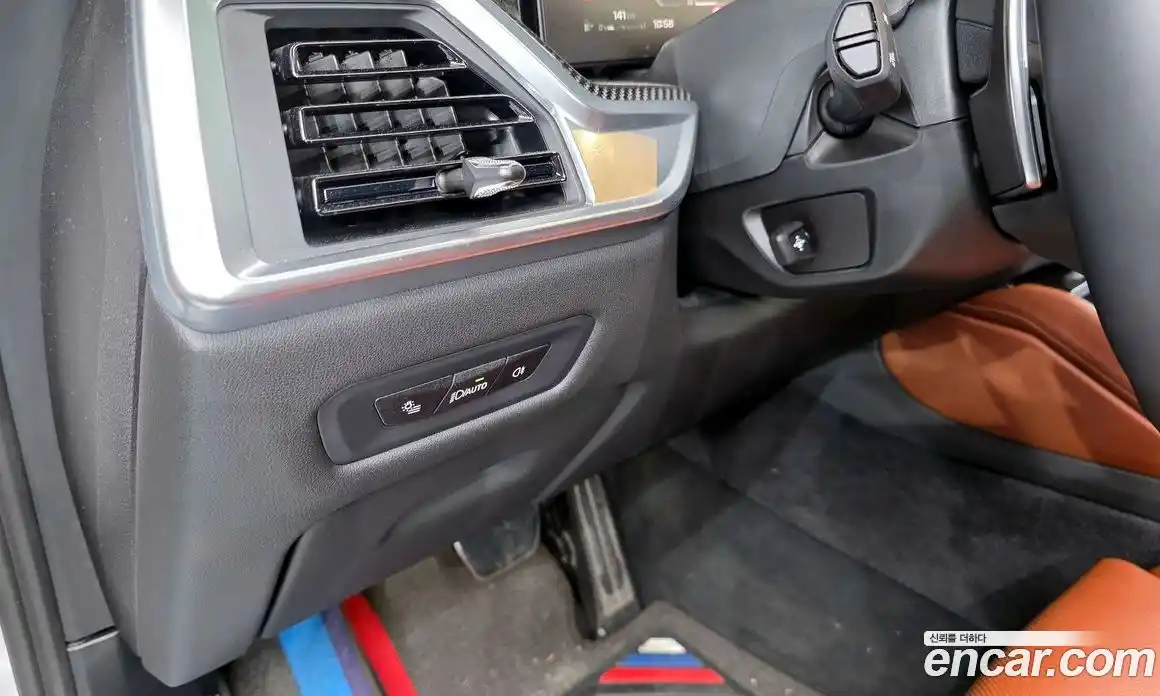 BMW X6 2024 4.4 автомат (гидро), фото 26