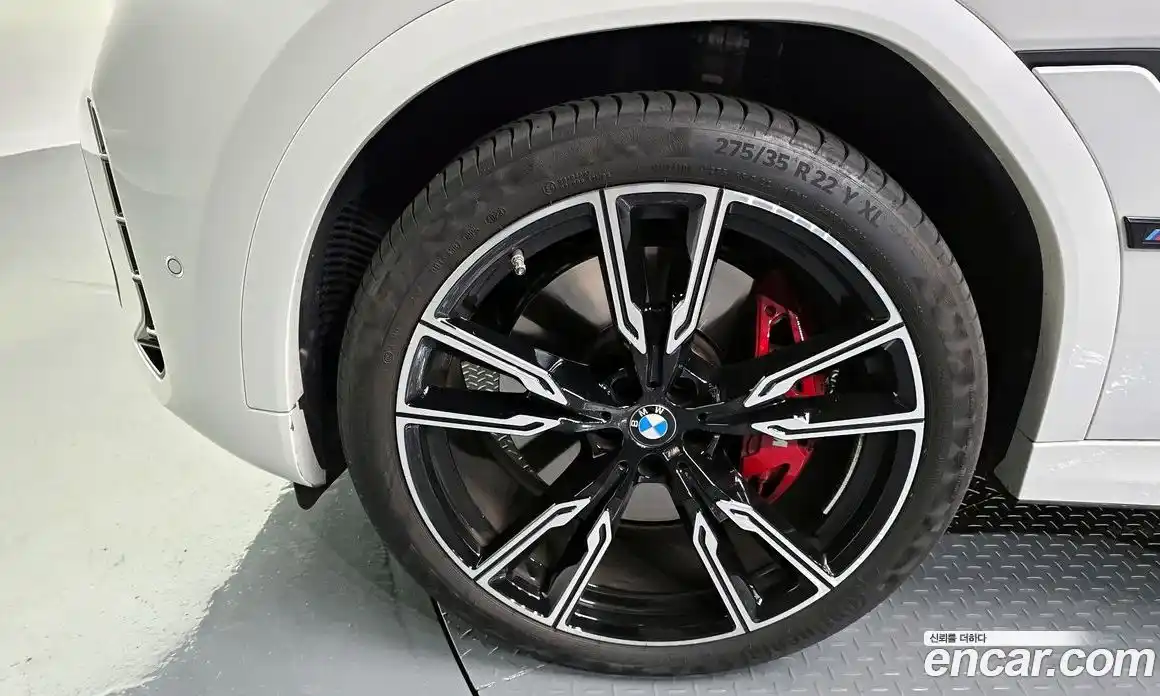 BMW X6 2024 4.4 автомат (гидро), фото 5