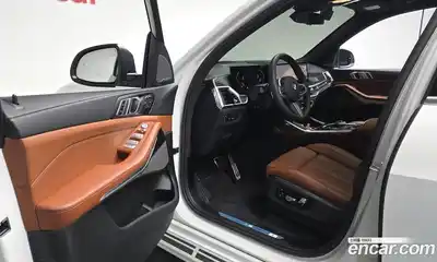 BMW X7 2025 3.0 автомат (гидро), миниатюра 10