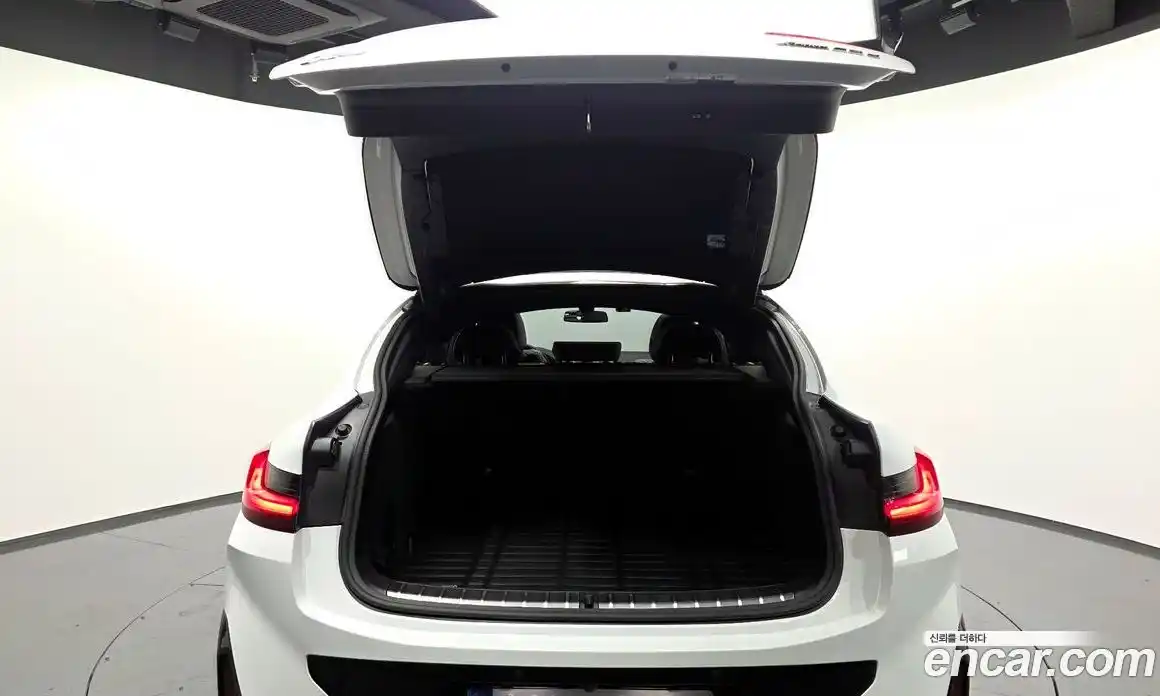 BMW X4 2022 2.0 автомат (гидро), фото 32