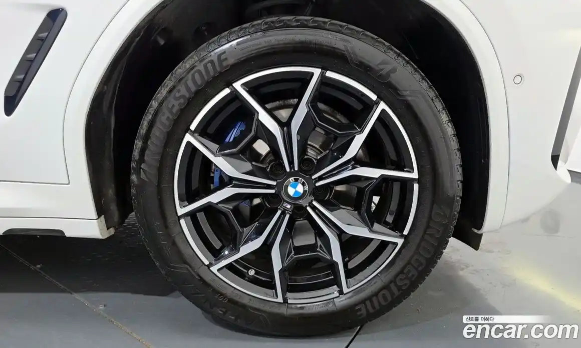 BMW X4 2022 2.0 автомат (гидро), фото 7