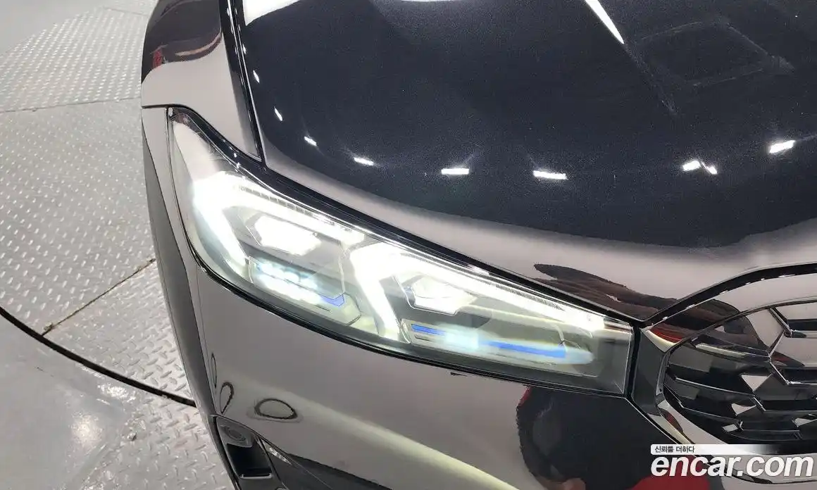 BMW 3 серия 2024 3.0 автомат (гидро), фото 8