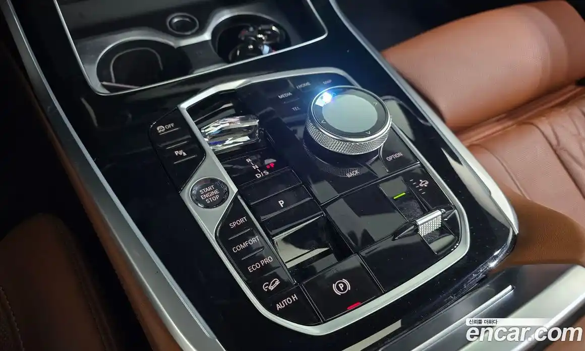 BMW X7 2024 3.0 автомат (гидро), фото 12