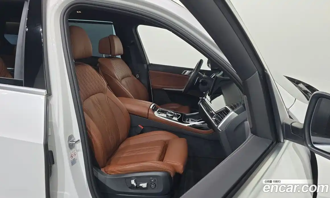 BMW X7 2024 3.0 автомат (гидро), фото 18