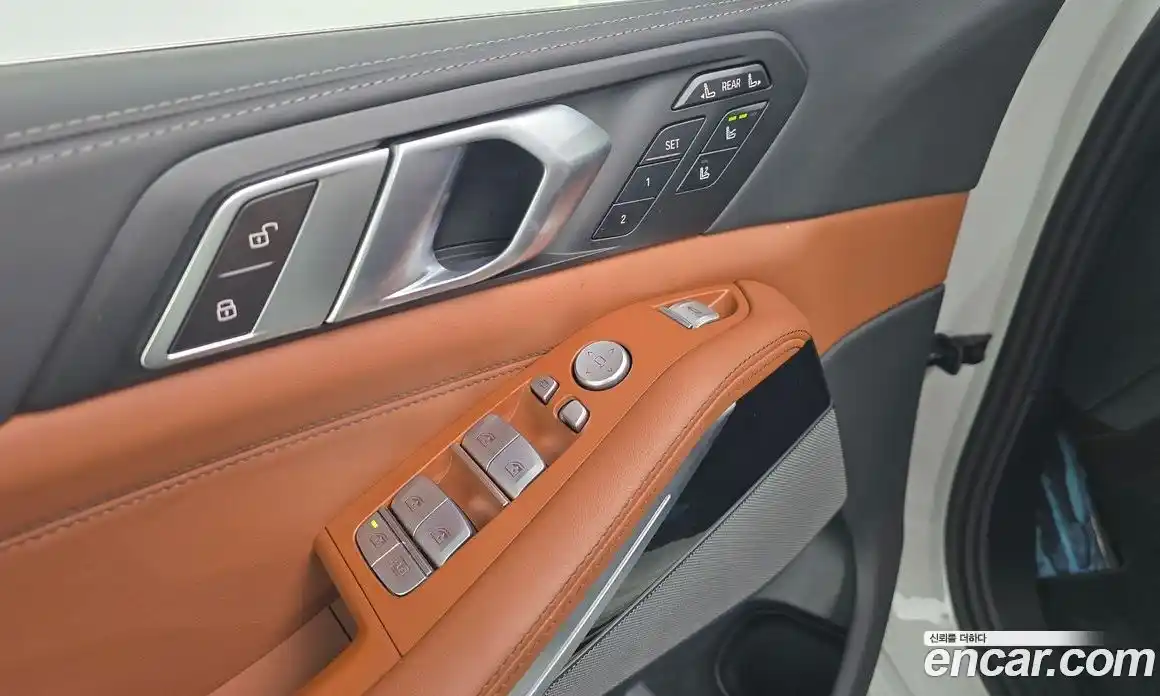 BMW X7 2024 3.0 автомат (гидро), фото 28