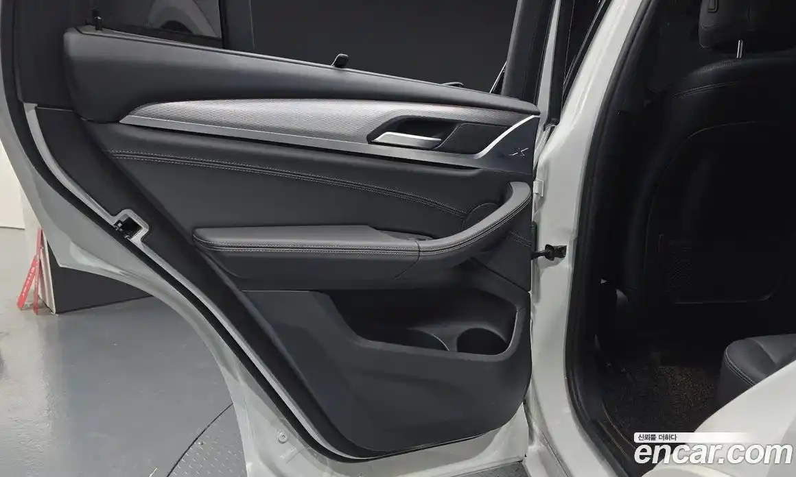 BMW X3 2021 2.0 автомат (гидро), фото 14