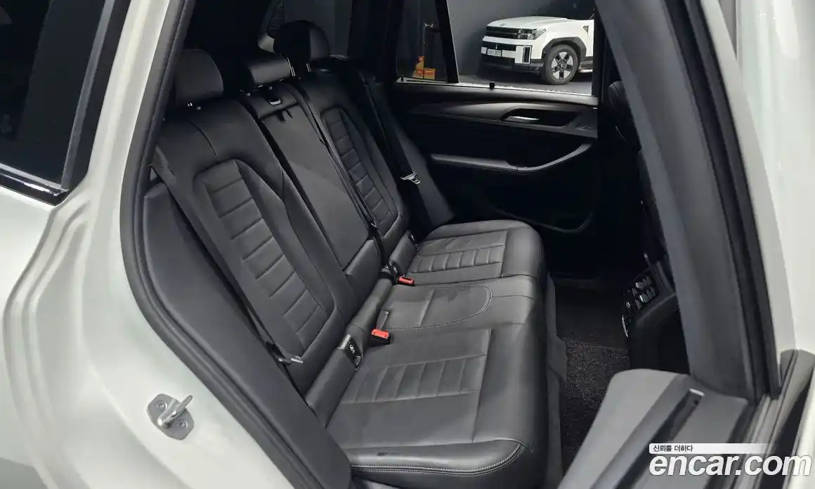 BMW X3 2021 2.0 автомат (гидро), фото 15