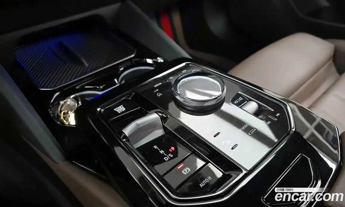 BMW 5 серия 2023 2.0 автомат (гидро), фото 12