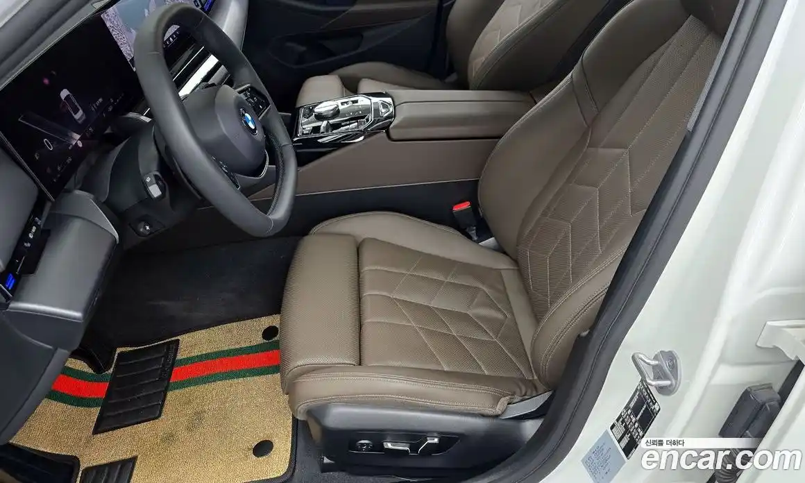 BMW 5 серия 2023 2.0 автомат (гидро), фото 31