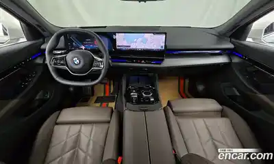 BMW 5 серия 2023 2.0 автомат (гидро), миниатюра 10