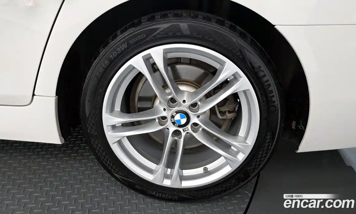 BMW 5 серия 2016 2.0 автомат (гидро), фото 6