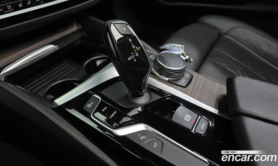 BMW 5 серия 2017 2.0 автомат (гидро), фото 11