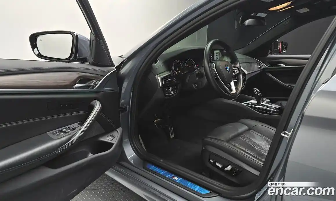 BMW 5 серия 2017 2.0 автомат (гидро), фото 12