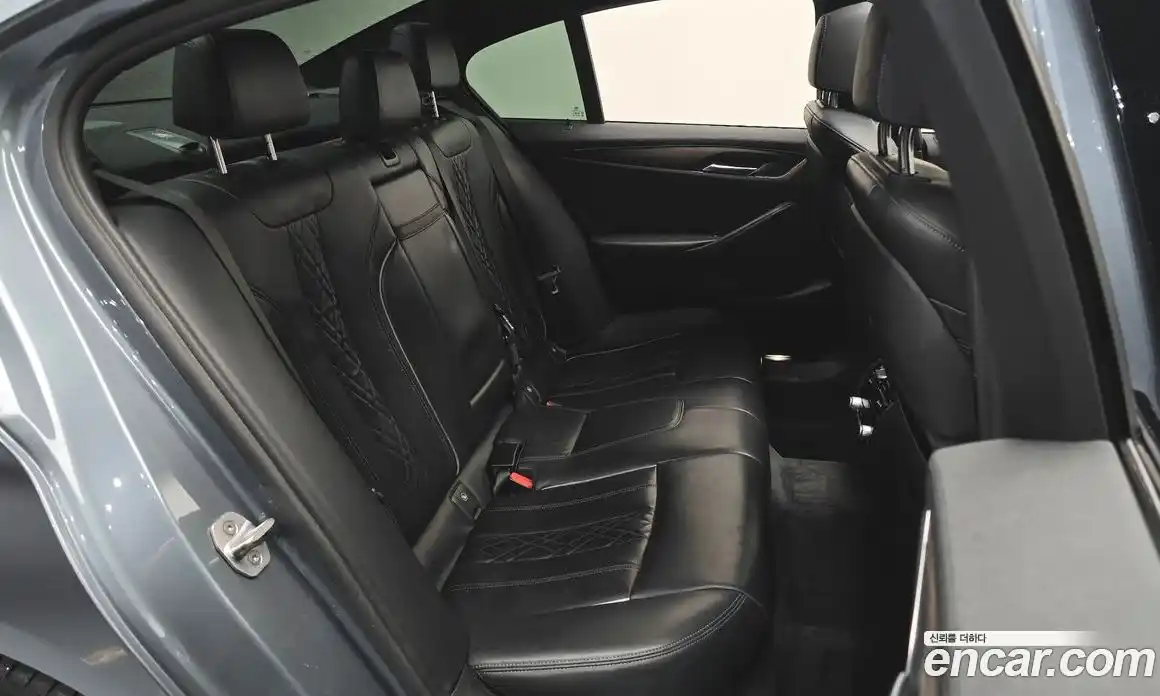 BMW 5 серия 2017 2.0 автомат (гидро), фото 16