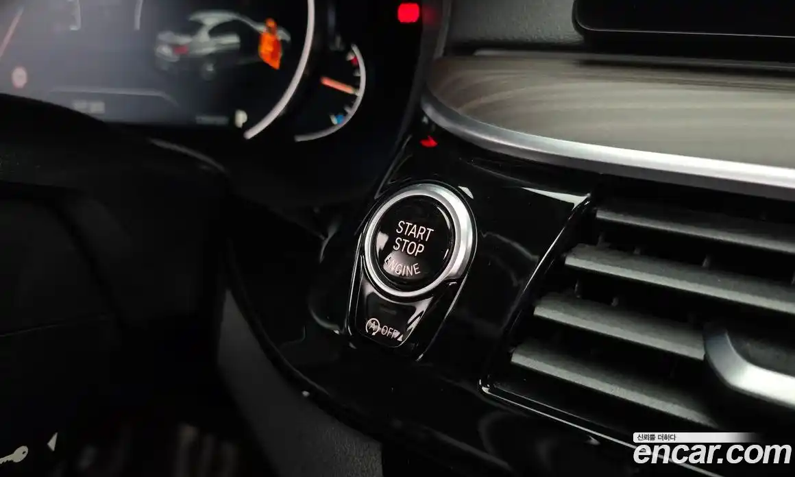BMW 5 серия 2017 2.0 автомат (гидро), фото 23