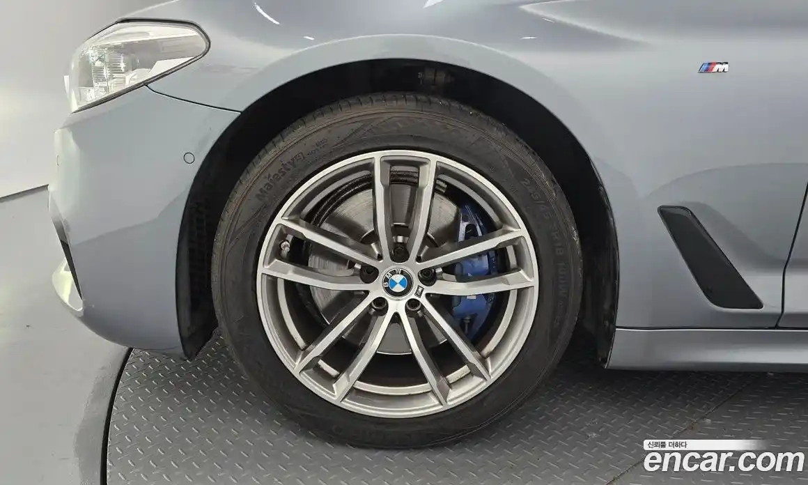 BMW 5 серия 2017 2.0 автомат (гидро), фото 5