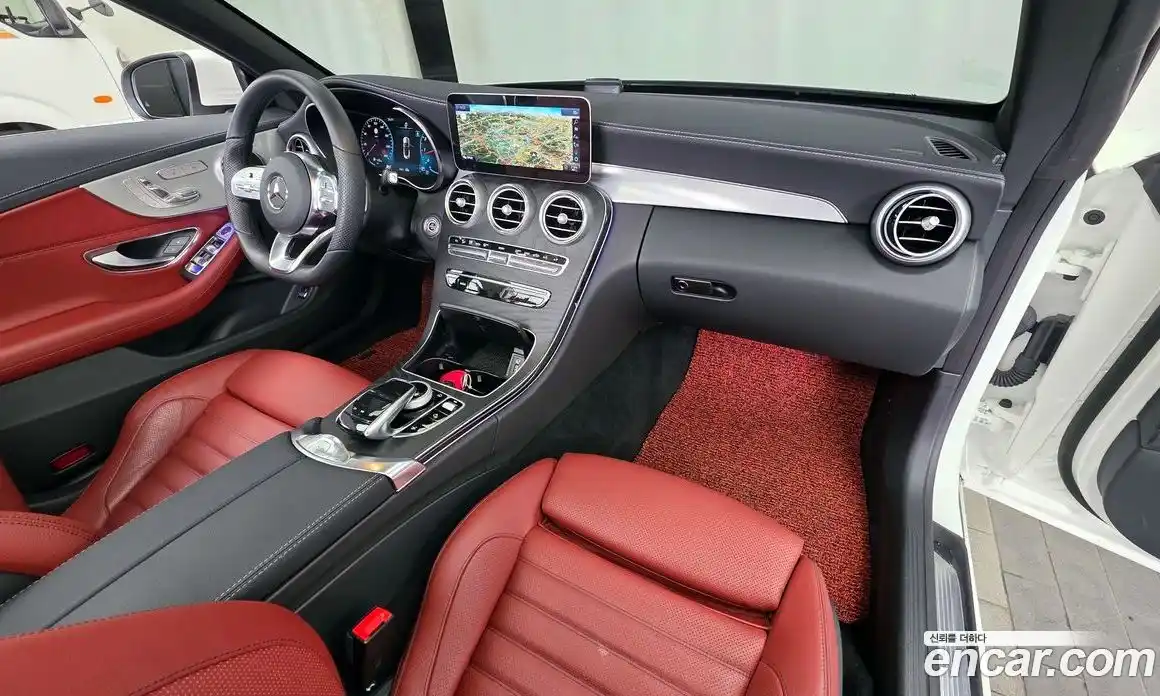 Mercedes-Benz C-Class 2023 2.0 гидро, фото 7 Mercedes-Benz C-Class 2023 2.0 гидро, фото 7
