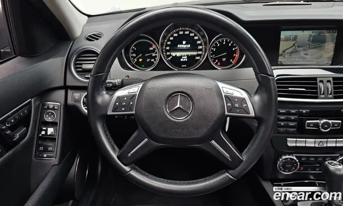 Mercedes-Benz C-Class 2013 1.8 гидро, фото 18 Mercedes-Benz C-Class 2013 1.8 гидро, фото 18