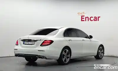 Mercedes-Benz E-Class, 2019, 76 559 км