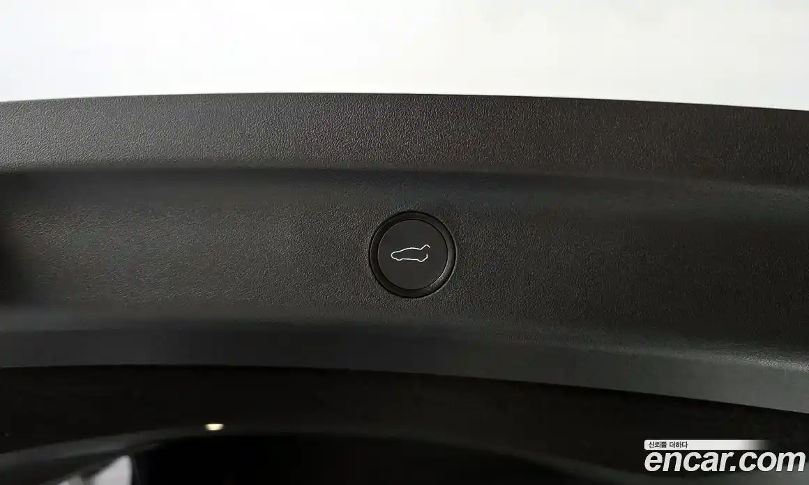 Tesla Model Y 2024 0.2 гидро, фото 20