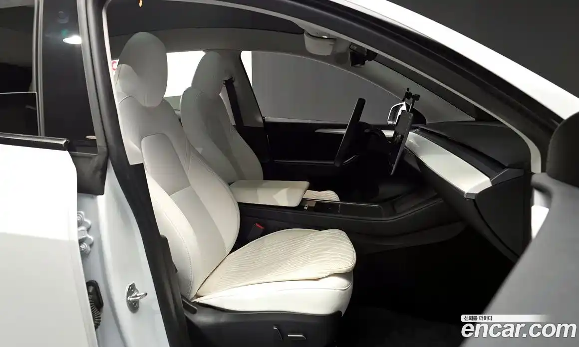 Tesla Model Y 2024 0.2 гидро, фото 10