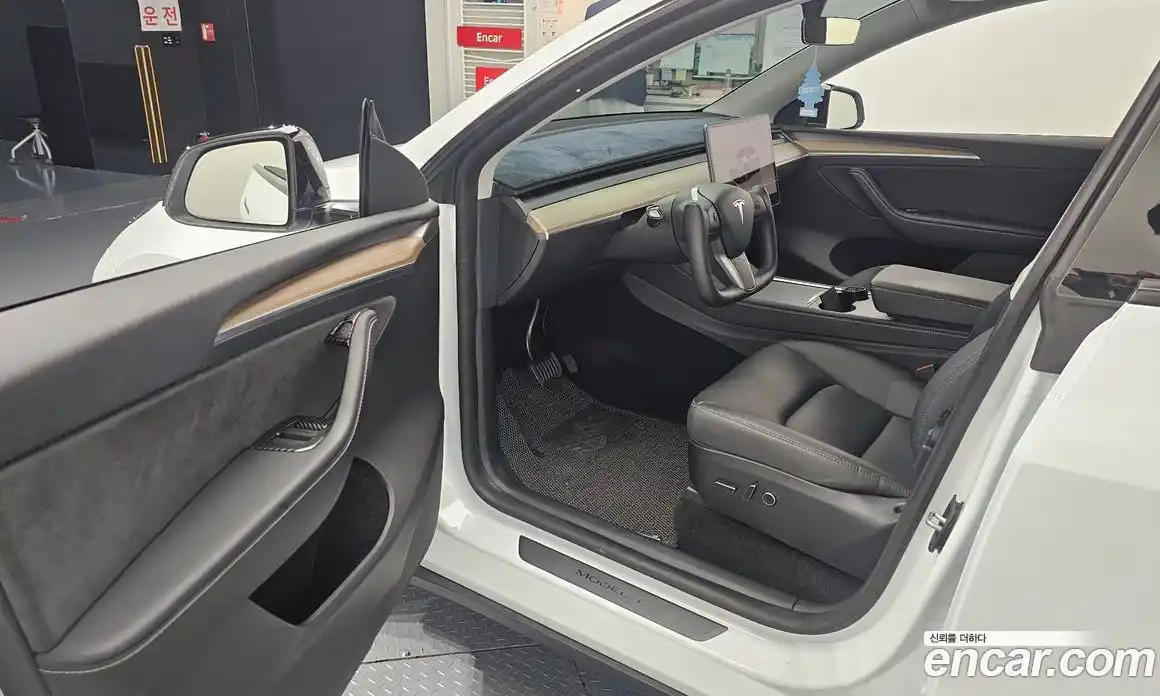 Tesla Model Y 2023 0.2 гидро, фото 13