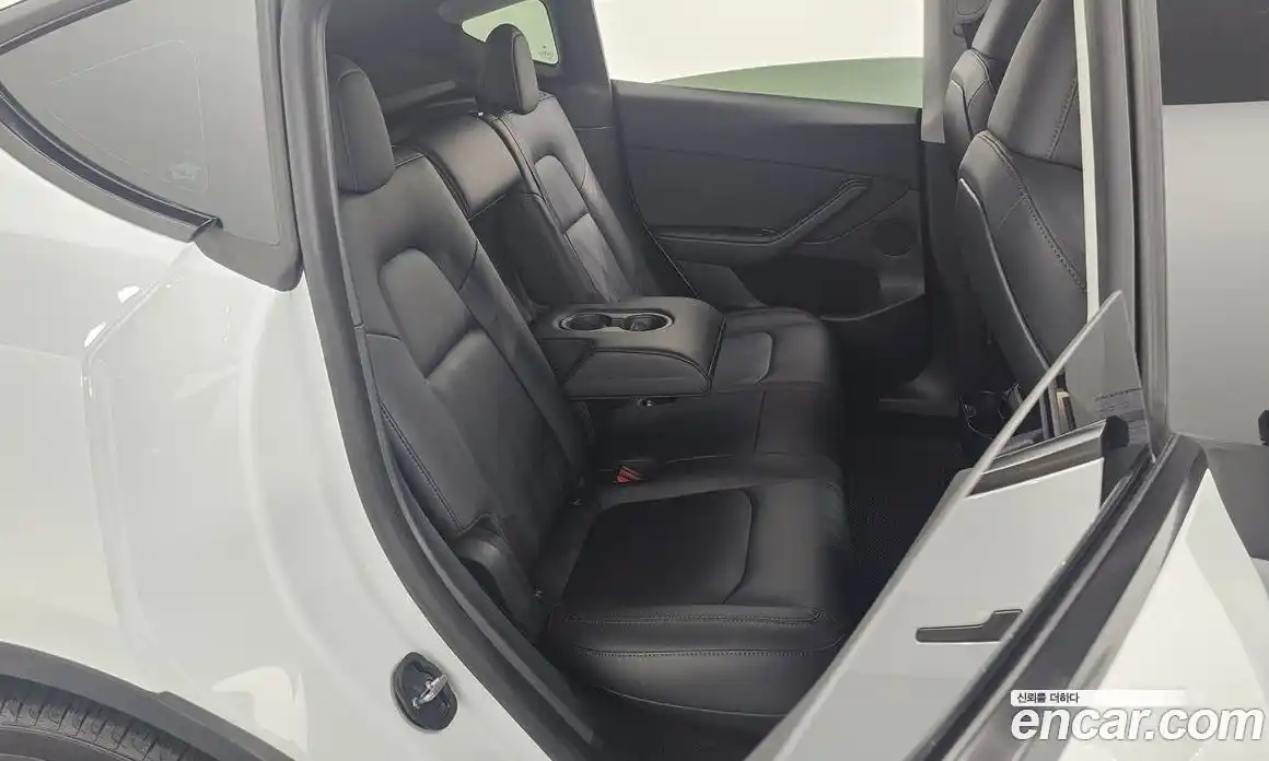 Tesla Model Y 2023 0.2 гидро, фото 17