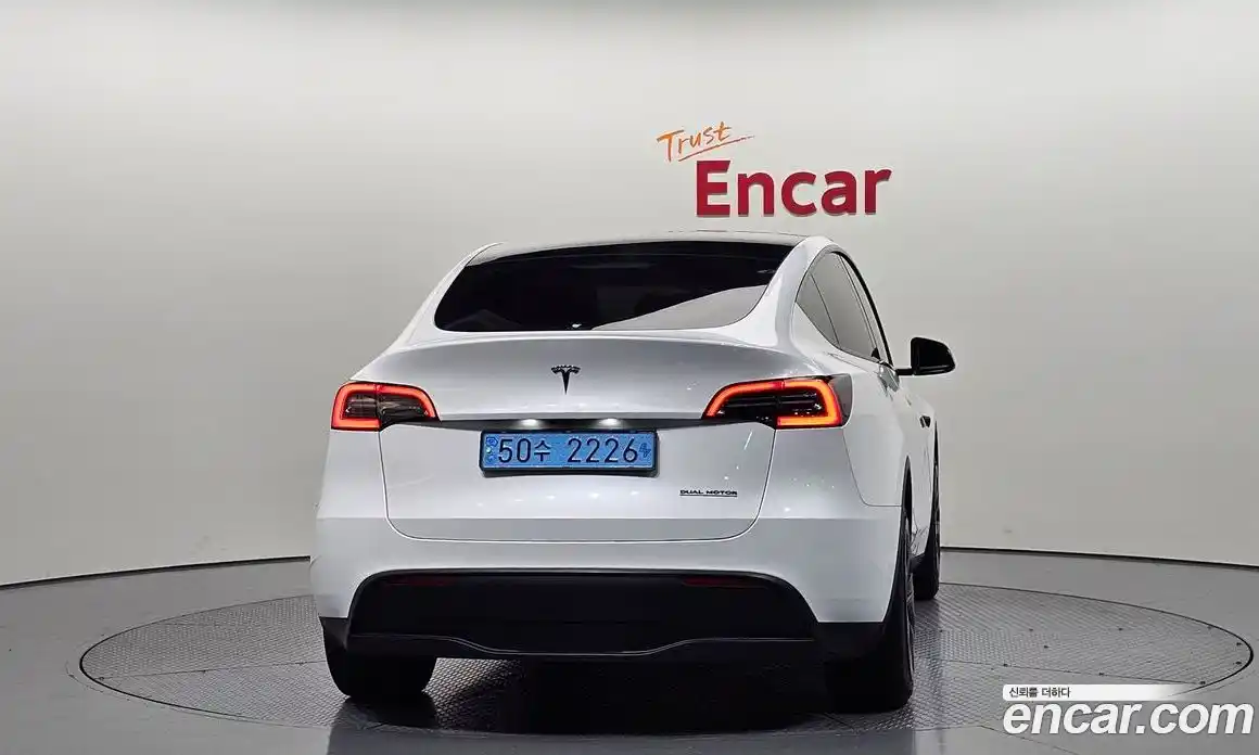 Tesla Model Y 2023 0.2 гидро, фото 4
